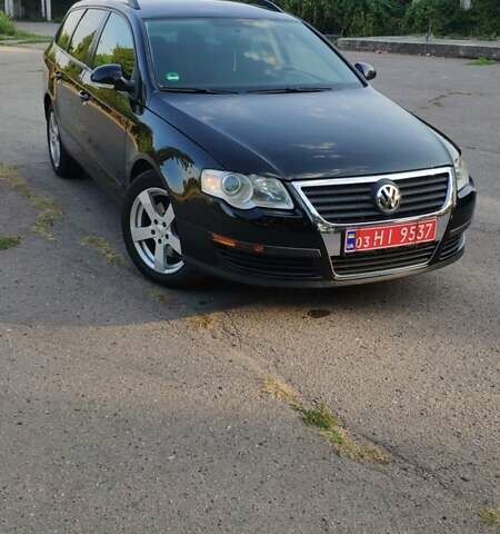 Чорний Фольксваген Пассат, об'ємом двигуна 1.6 л та пробігом 220 тис. км за 6399 $, фото 2 на Automoto.ua