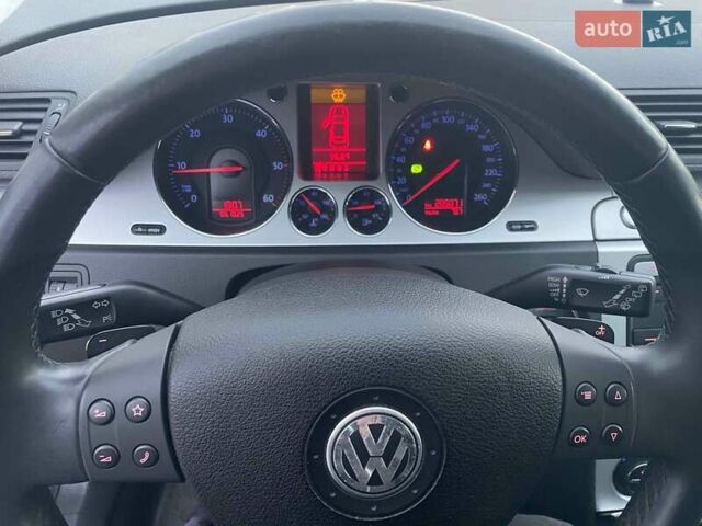 Черный Фольксваген Пассат, объемом двигателя 1.97 л и пробегом 206 тыс. км за 8500 $, фото 14 на Automoto.ua