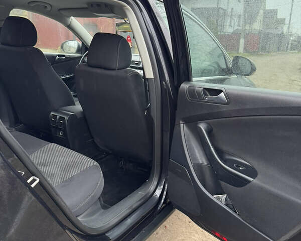 Чорний Фольксваген Пассат, об'ємом двигуна 1.97 л та пробігом 250 тис. км за 6700 $, фото 7 на Automoto.ua