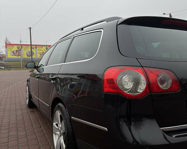 Чорний Фольксваген Пассат, об'ємом двигуна 2 л та пробігом 370 тис. км за 8100 $, фото 11 на Automoto.ua