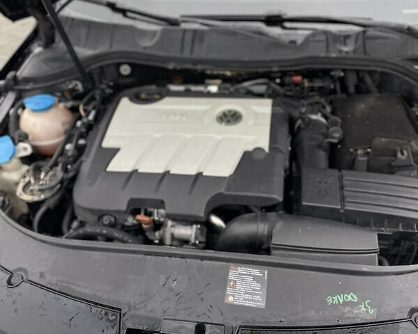 Черный Фольксваген Пассат, объемом двигателя 1.97 л и пробегом 274 тыс. км за 5700 $, фото 19 на Automoto.ua