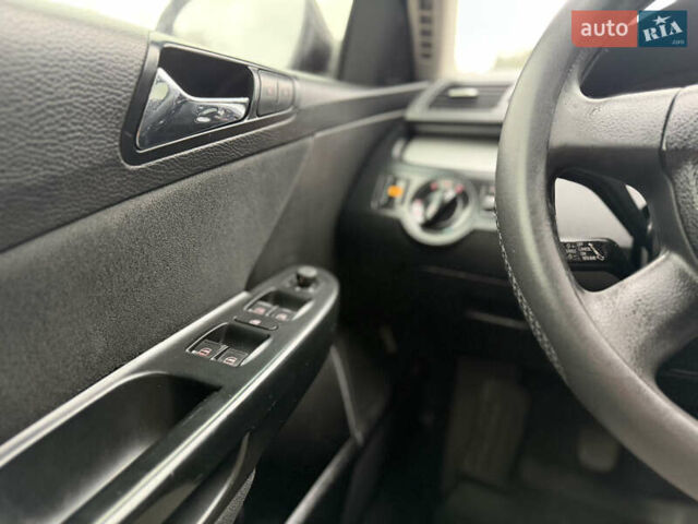 Черный Фольксваген Пассат, объемом двигателя 1.97 л и пробегом 370 тыс. км за 4700 $, фото 39 на Automoto.ua