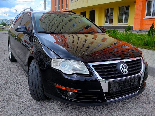 Черный Фольксваген Пассат, объемом двигателя 1.6 л и пробегом 333 тыс. км за 6900 $, фото 2 на Automoto.ua
