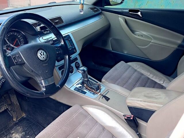 Чорний Фольксваген Пассат, об'ємом двигуна 2 л та пробігом 237 тис. км за 8200 $, фото 6 на Automoto.ua