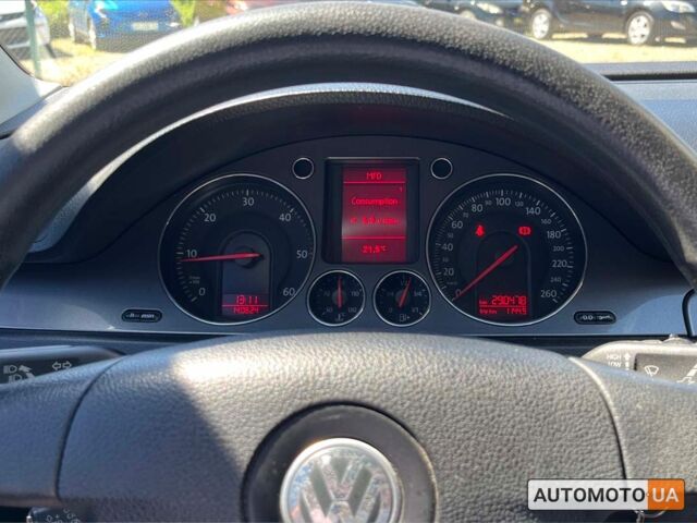 Черный Фольксваген Пассат, объемом двигателя 1.9 л и пробегом 290 тыс. км за 7800 $, фото 13 на Automoto.ua