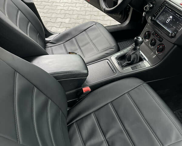 Черный Фольксваген Пассат, объемом двигателя 1.97 л и пробегом 274 тыс. км за 5700 $, фото 17 на Automoto.ua