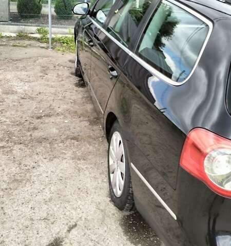 Чорний Фольксваген Пассат, об'ємом двигуна 1.97 л та пробігом 260 тис. км за 7000 $, фото 2 на Automoto.ua