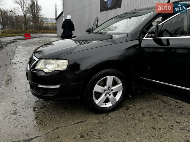 Чорний Фольксваген Пассат, об'ємом двигуна 1.97 л та пробігом 340 тис. км за 6000 $, фото 6 на Automoto.ua