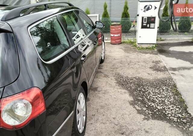 Чорний Фольксваген Пассат, об'ємом двигуна 1.97 л та пробігом 260 тис. км за 7000 $, фото 5 на Automoto.ua