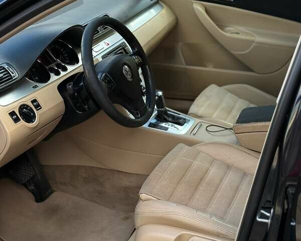 Черный Фольксваген Пассат, объемом двигателя 2 л и пробегом 320 тыс. км за 6950 $, фото 10 на Automoto.ua