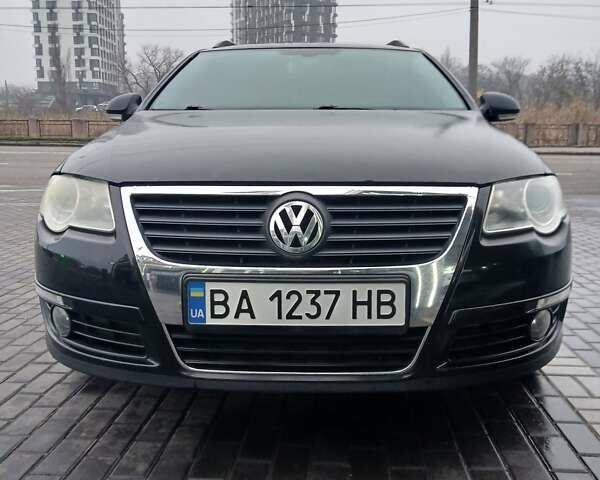 Черный Фольксваген Пассат, объемом двигателя 1.8 л и пробегом 263 тыс. км за 5000 $, фото 8 на Automoto.ua