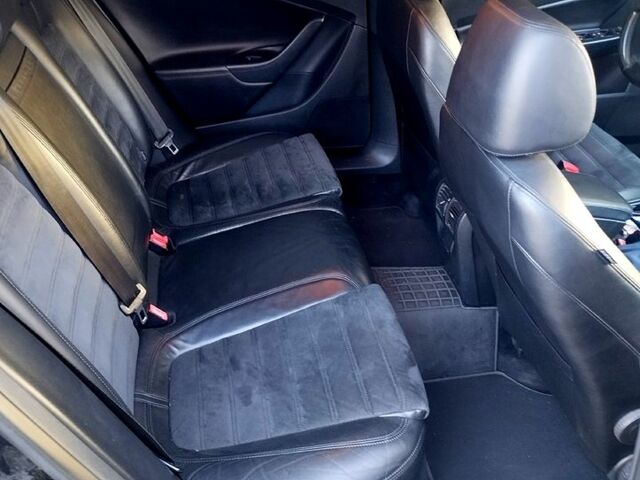 Черный Фольксваген Пассат, объемом двигателя 2 л и пробегом 289 тыс. км за 7700 $, фото 7 на Automoto.ua