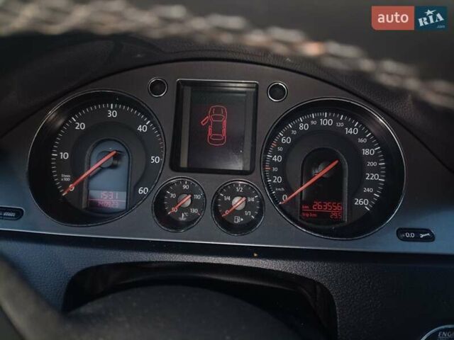 Чорний Фольксваген Пассат, об'ємом двигуна 1.9 л та пробігом 260 тис. км за 5600 $, фото 15 на Automoto.ua