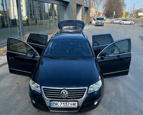 Черный Фольксваген Пассат, объемом двигателя 2 л и пробегом 335 тыс. км за 6800 $, фото 7 на Automoto.ua