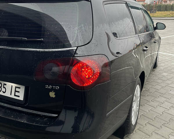 Черный Фольксваген Пассат, объемом двигателя 1.97 л и пробегом 274 тыс. км за 5700 $, фото 7 на Automoto.ua