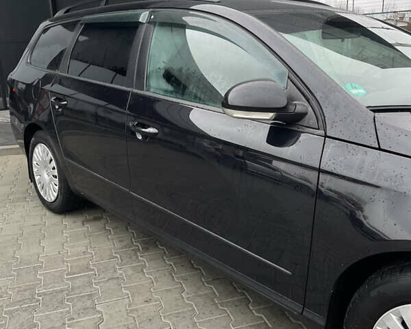 Черный Фольксваген Пассат, объемом двигателя 1.97 л и пробегом 274 тыс. км за 5700 $, фото 6 на Automoto.ua