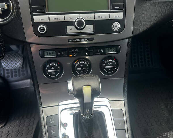 Черный Фольксваген Пассат, объемом двигателя 2 л и пробегом 330 тыс. км за 6600 $, фото 7 на Automoto.ua