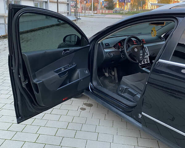 Черный Фольксваген Пассат, объемом двигателя 1.97 л и пробегом 311 тыс. км за 5899 $, фото 17 на Automoto.ua