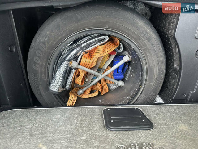 Черный Фольксваген Пассат, объемом двигателя 2 л и пробегом 244 тыс. км за 6000 $, фото 18 на Automoto.ua