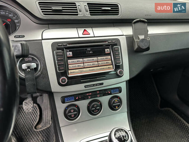 Чорний Фольксваген Пассат, об'ємом двигуна 2 л та пробігом 330 тис. км за 6500 $, фото 11 на Automoto.ua