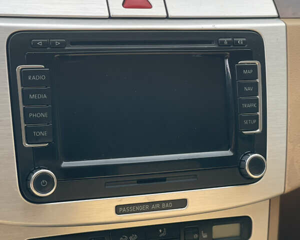 Чорний Фольксваген Пассат, об'ємом двигуна 1.97 л та пробігом 308 тис. км за 5500 $, фото 21 на Automoto.ua