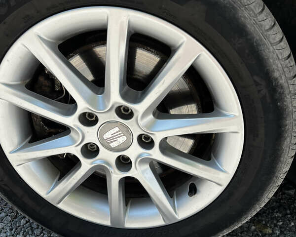 Чорний Фольксваген Пассат, об'ємом двигуна 1.97 л та пробігом 380 тис. км за 5600 $, фото 18 на Automoto.ua