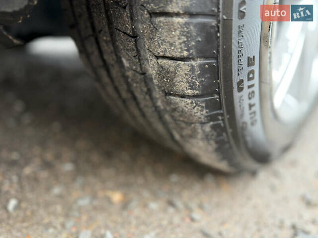 Черный Фольксваген Пассат, объемом двигателя 1.97 л и пробегом 249 тыс. км за 4800 $, фото 67 на Automoto.ua