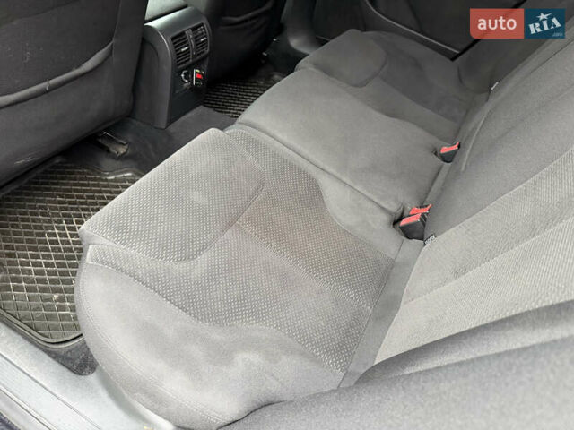 Черный Фольксваген Пассат, объемом двигателя 1.97 л и пробегом 370 тыс. км за 4700 $, фото 64 на Automoto.ua