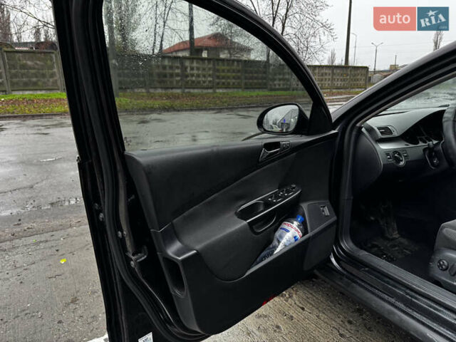 Чорний Фольксваген Пассат, об'ємом двигуна 1.97 л та пробігом 340 тис. км за 6000 $, фото 9 на Automoto.ua