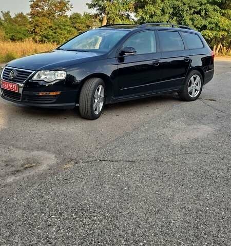 Чорний Фольксваген Пассат, об'ємом двигуна 1.6 л та пробігом 220 тис. км за 6399 $, фото 13 на Automoto.ua
