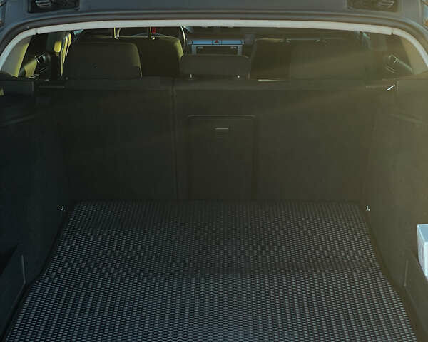 Черный Фольксваген Пассат, объемом двигателя 1.8 л и пробегом 257 тыс. км за 6100 $, фото 17 на Automoto.ua