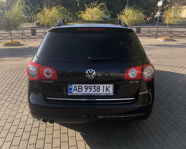 Чорний Фольксваген Пассат, об'ємом двигуна 2 л та пробігом 270 тис. км за 8200 $, фото 3 на Automoto.ua