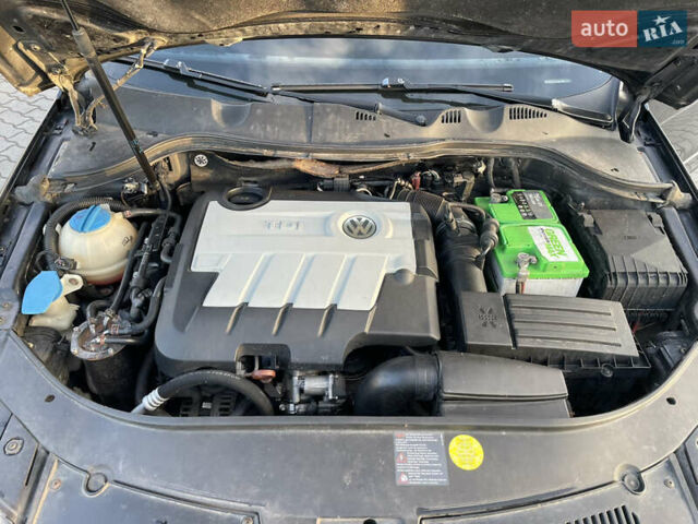 Черный Фольксваген Пассат, объемом двигателя 1.97 л и пробегом 415 тыс. км за 6500 $, фото 11 на Automoto.ua