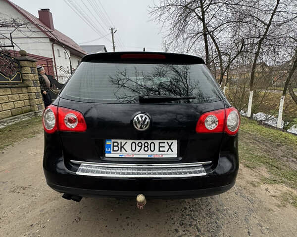 Чорний Фольксваген Пассат, об'ємом двигуна 1.97 л та пробігом 250 тис. км за 6700 $, фото 4 на Automoto.ua
