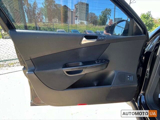 Черный Фольксваген Пассат, объемом двигателя 1.9 л и пробегом 290 тыс. км за 7800 $, фото 8 на Automoto.ua