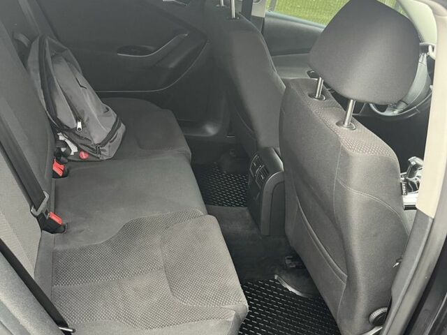 Чорний Фольксваген Пассат, об'ємом двигуна 2 л та пробігом 255 тис. км за 7100 $, фото 8 на Automoto.ua