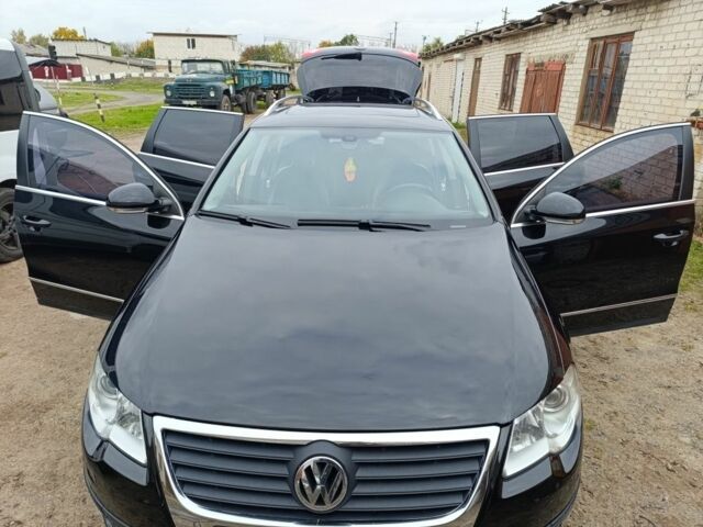 Черный Фольксваген Пассат, объемом двигателя 2 л и пробегом 300 тыс. км за 6799 $, фото 3 на Automoto.ua