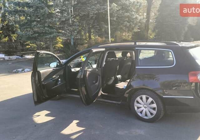 Чорний Фольксваген Пассат, об'ємом двигуна 1.97 л та пробігом 260 тис. км за 7000 $, фото 13 на Automoto.ua