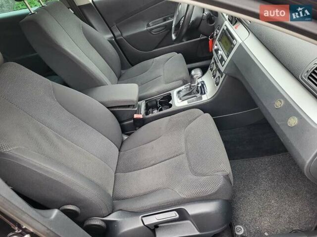 Чорний Фольксваген Пассат, об'ємом двигуна 1.97 л та пробігом 205 тис. км за 8600 $, фото 24 на Automoto.ua