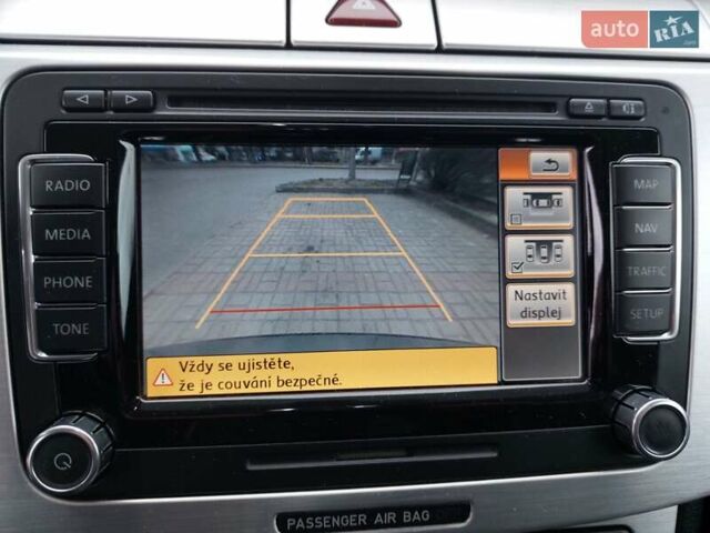 Черный Фольксваген Пассат, объемом двигателя 1.8 л и пробегом 188 тыс. км за 8199 $, фото 20 на Automoto.ua