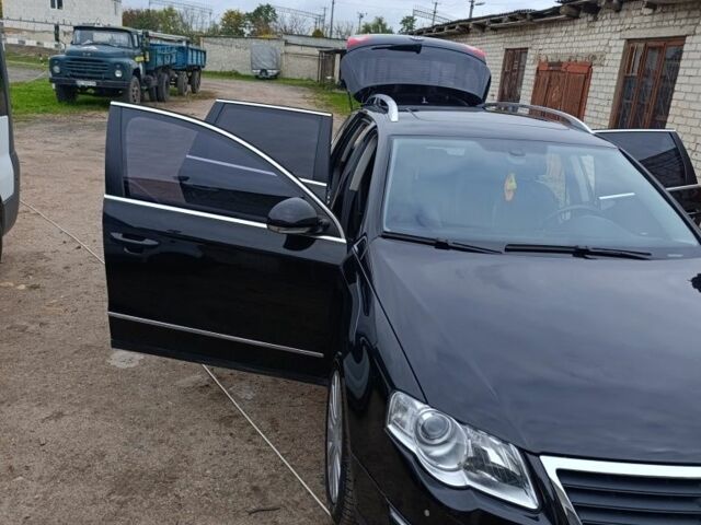 Черный Фольксваген Пассат, объемом двигателя 2 л и пробегом 300 тыс. км за 6799 $, фото 2 на Automoto.ua