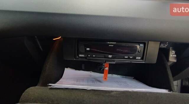 Черный Фольксваген Пассат, объемом двигателя 2 л и пробегом 280 тыс. км за 7600 $, фото 12 на Automoto.ua