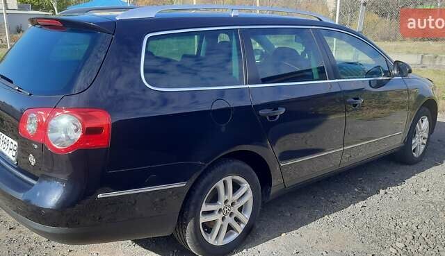 Черный Фольксваген Пассат, объемом двигателя 1.4 л и пробегом 237 тыс. км за 7000 $, фото 7 на Automoto.ua
