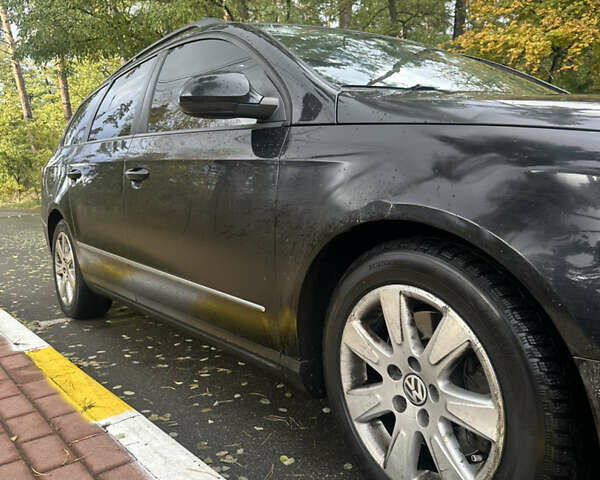 Черный Фольксваген Пассат, объемом двигателя 2 л и пробегом 244 тыс. км за 6000 $, фото 2 на Automoto.ua