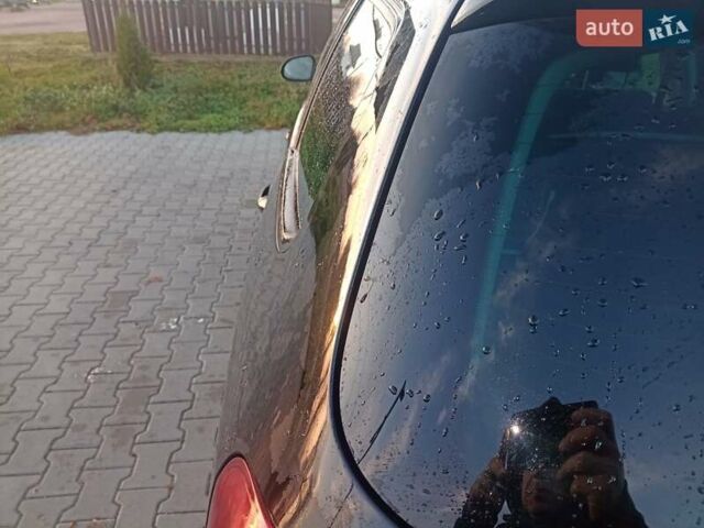 Чорний Фольксваген Пассат, об'ємом двигуна 1.9 л та пробігом 260 тис. км за 5600 $, фото 13 на Automoto.ua