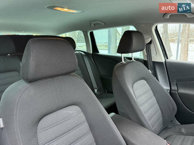 Черный Фольксваген Пассат, объемом двигателя 1.39 л и пробегом 238 тыс. км за 5950 $, фото 49 на Automoto.ua