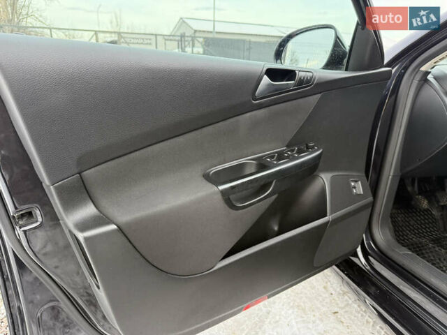 Черный Фольксваген Пассат, объемом двигателя 1.39 л и пробегом 238 тыс. км за 5950 $, фото 25 на Automoto.ua