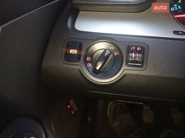 Черный Фольксваген Пассат, объемом двигателя 2 л и пробегом 320 тыс. км за 8100 $, фото 8 на Automoto.ua