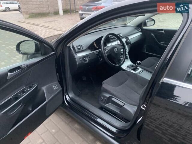Черный Фольксваген Пассат, объемом двигателя 1.4 л и пробегом 191 тыс. км за 6300 $, фото 16 на Automoto.ua