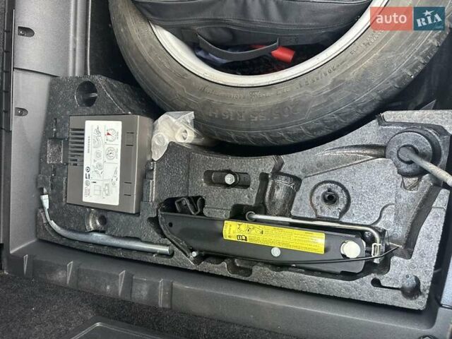 Чорний Фольксваген Пассат, об'ємом двигуна 1.8 л та пробігом 256 тис. км за 7000 $, фото 20 на Automoto.ua